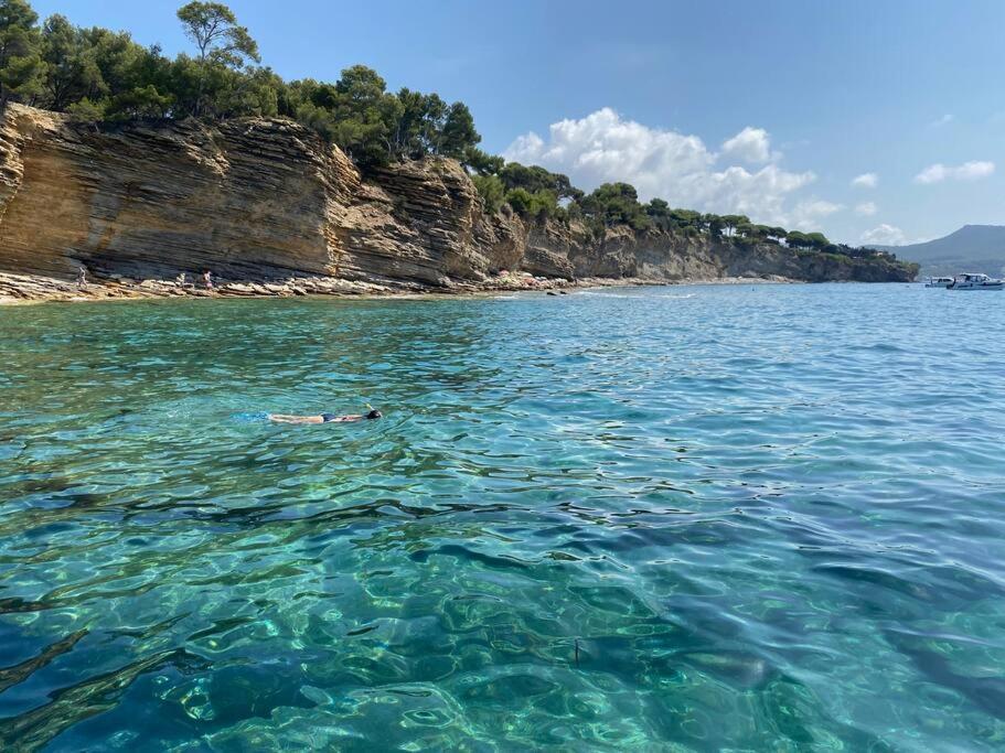 Cocon Les Pieds Dans L'Eau Acces Direct A La Mer La Ciotat Exterior photo